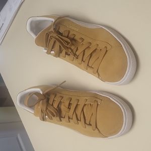 Puma Suede Sneakers Size 10
